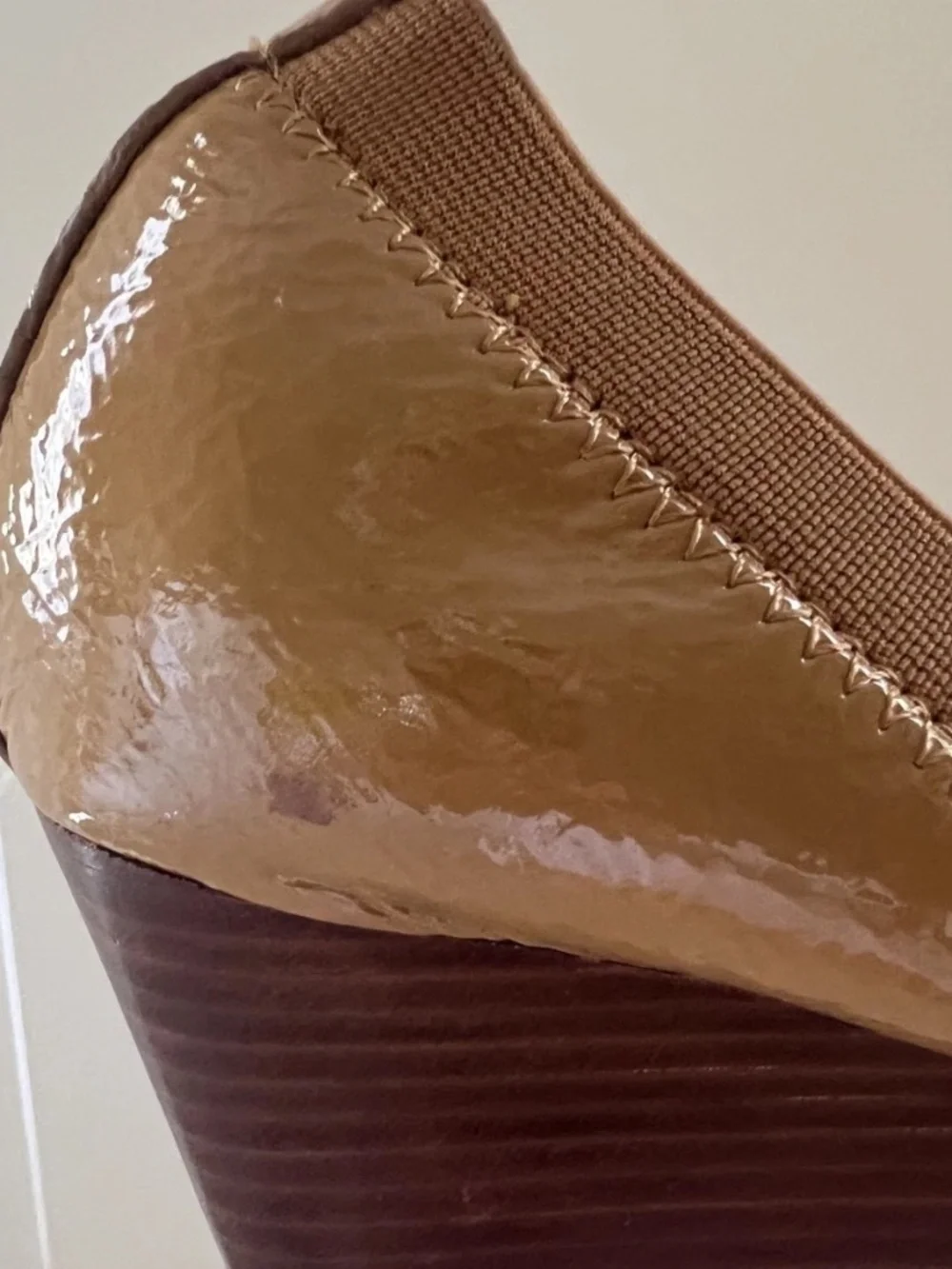 TORY BURCH carolina Wedge Tan womens Size 8.5